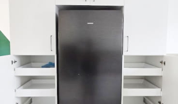 szafki kuchenne z wysuwanymi koszami