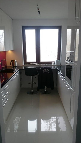 realizacja zabudowy kuchni na zamówienie